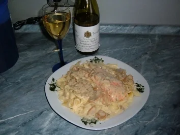 Rezept: Fisch : Lachs mit sahniger Pilzsoße Fisch : Lachs mit sahniger Pilzsoße - Rezept