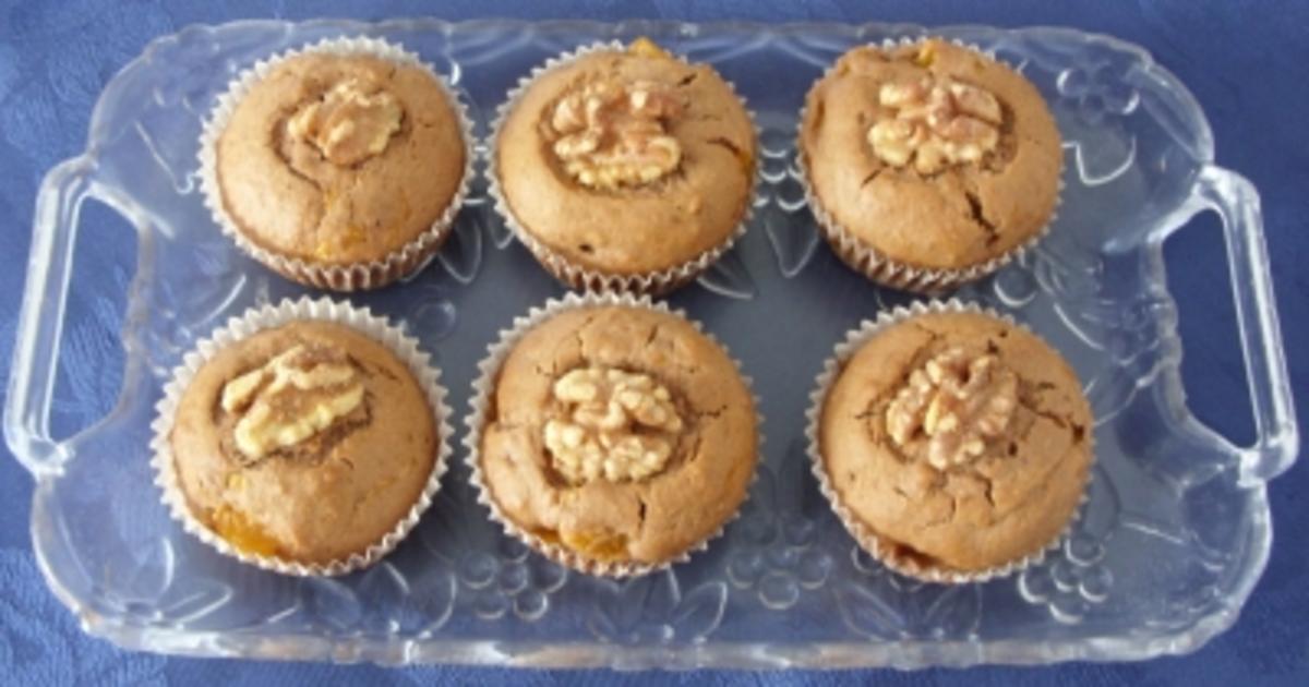 Kleingebäck - Mandarinen-Nuss-Muffins - Rezept - kochbar.de