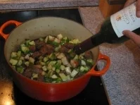 Rezept: Schmorgurkengulasch a la Karin Bild Nr. 3 Schmorgurkengulasch a la Karin - Rezept - Bild Nr. 3