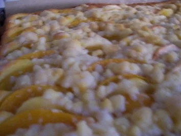 Rezept: Pfirsichstreuselkuchen Bild Nr. 2 Pfirsichstreuselkuchen - Rezept - Bild Nr. 2