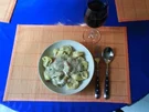 Nudeln: Tortellinis mit Spinat und Ricottta in Pfifferlingsoße - Rezept