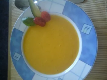 "Herbstgemüsecremesuppe" mit Käse - Rezept