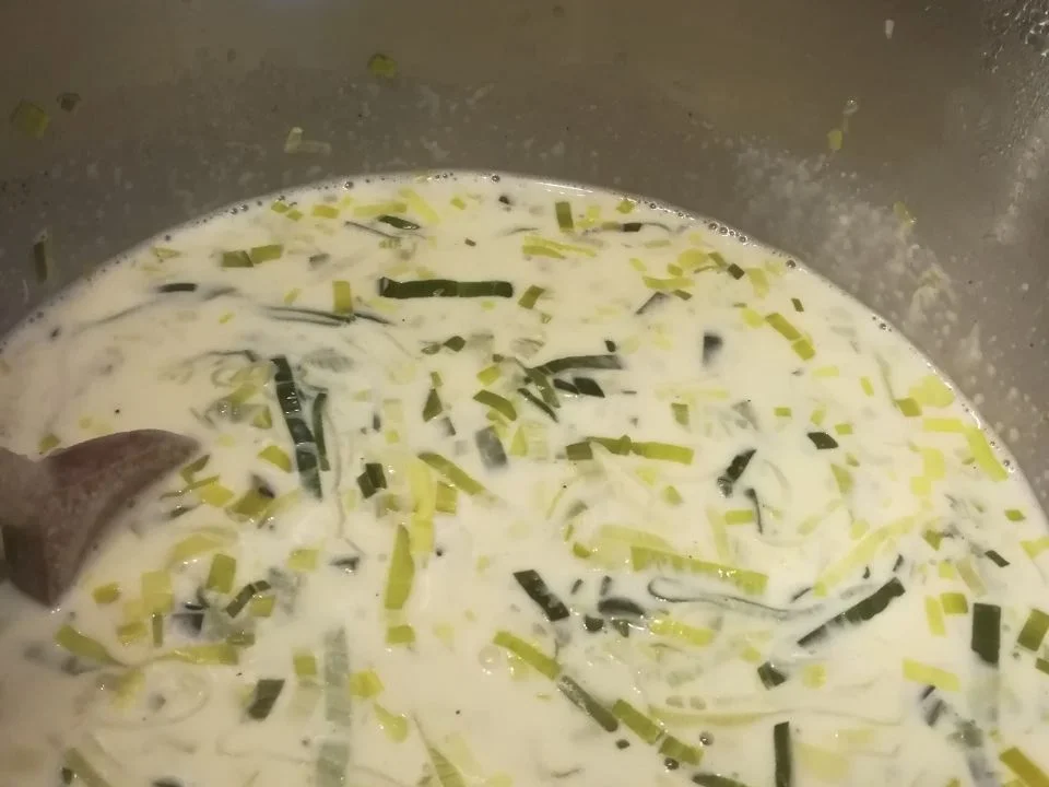 Schinkennudeln in Käse-Lauch-Sauce - Rezept - Bild Nr. 5551