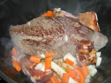 Rezept: Mein Rinderbraten Bild Nr. 3 Mein Rinderbraten - Rezept - Bild Nr. 3
