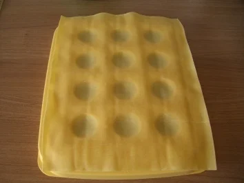 Riesen-Ravioli mit Spinat-Ricotta-Füllung - Rezept - Bild Nr. 3