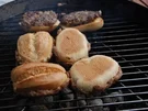gegrillte Mettbrötchen - Rezept