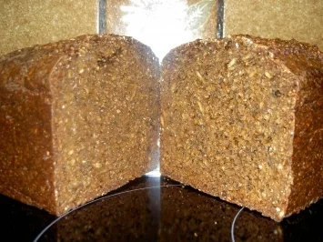 Schwarz-Brot - Rezept