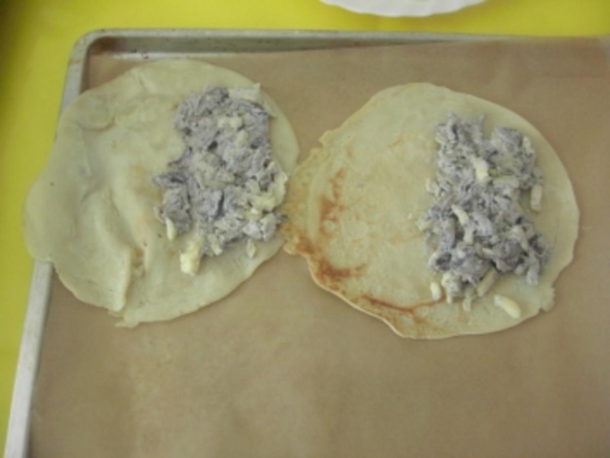 Pfannkuchen mit Pilz-Käse-Füllung - Rezept - Bild Nr. 2