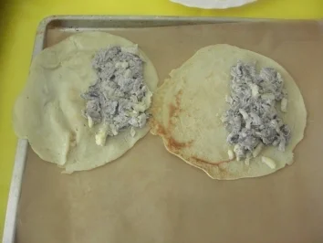 Rezept: Pfannkuchen mit Pilz-Käse-Füllung Bild Nr. 2 Pfannkuchen mit Pilz-Käse-Füllung - Rezept - Bild Nr. 2