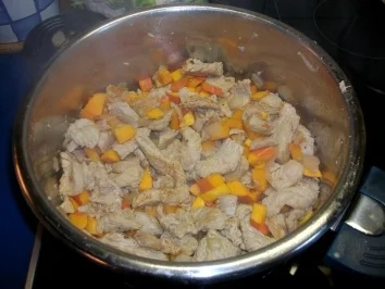 Rezept: Kürbis-Puten-Schnipselei Bild Nr. 4 Kürbis-Puten-Schnipselei - Rezept - Bild Nr. 4