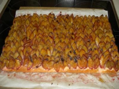Pflaumenkuchen auf Hefeteig - Rezept