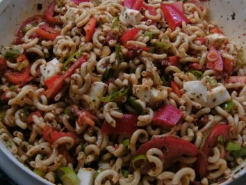 Rezept: Nudelsalat "Italy" Bild Nr. 4 Nudelsalat "Italy" - Rezept - Bild Nr. 4