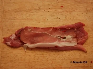 Rezept: Putenroulade -mal ganz anders- Bild Nr. 4 Putenroulade -mal ganz anders- - Rezept - Bild Nr. 4