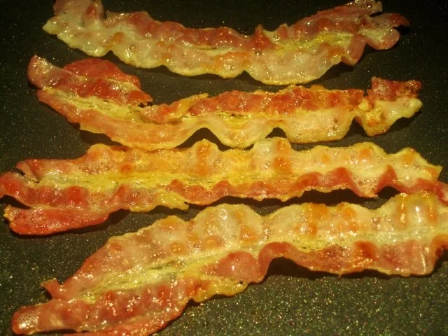 Rezept: Eier-Pfannkuchen mit Schinkenspeck Bild Nr. 3 Eier-Pfannkuchen mit Schinkenspeck - Rezept - Bild Nr. 3