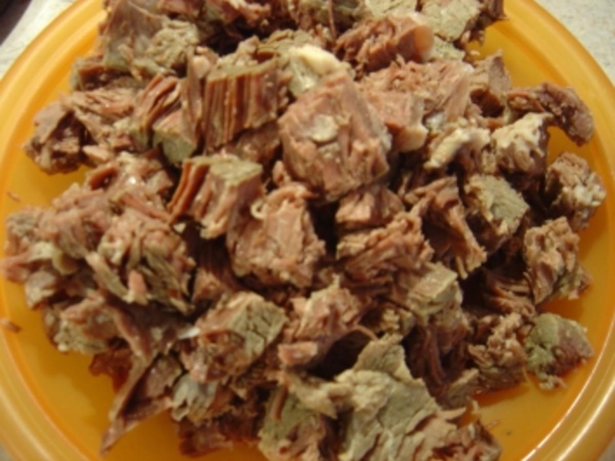 Sonntags Süppchen mit Rindfleisch und Eierstich - 252 kcal/100g