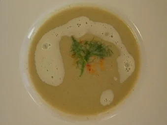 Fenchelsuppe mit Flusskrebsen und Wasabischaum - Rezept
