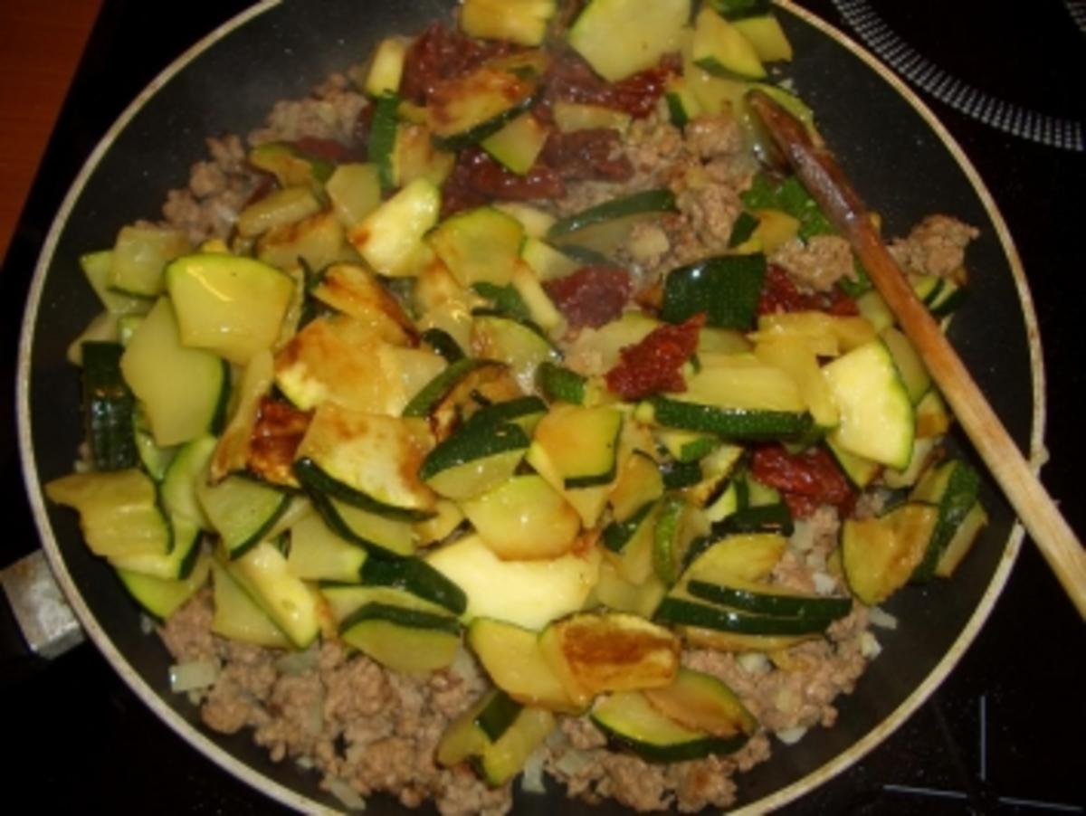 Hack-Zucchini-Auflauf - Rezept - Bild Nr. 9