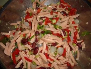 Feuriger Fleischwurst-Salat - Rezept - Bild Nr. 8