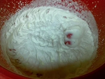 Rezept: Amaretti-Eissplittertorte Bild Nr. 5 Amaretti-Eissplittertorte - Rezept - Bild Nr. 5