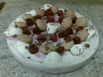 Rezept: Amaretti-Eissplittertorte Amaretti-Eissplittertorte - Rezept