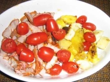 Gebratene Nudeln mit Käse, Ananas und Steak - Rezept - Bild Nr. 3