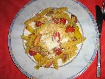 Gebratene Nudeln mit Käse, Ananas und Steak - Rezept - Bild Nr. 6