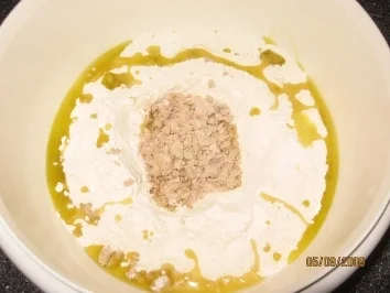 Mega Hefeteig z.B. für Pizza oder gefüllte Taschen - Rezept - Bild Nr. 3