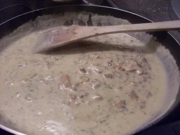 Pfifferlingssauce mit Semmelknödel - Rezept - Bild Nr. 4