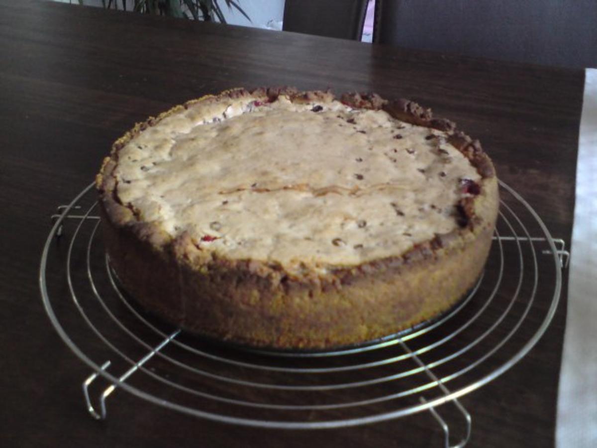 JOHANNISBEER BAISER TORTE - 199 kcal/100g