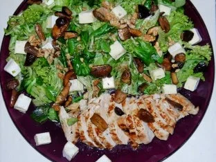 Rezept: Hähnchensalat mit Brie Hähnchensalat mit Brie - Rezept