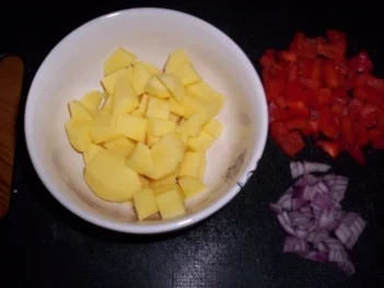 Rezept: Kartoffel-Fleischkäse-Pfanne mit Kräuterquark Bild Nr. 2 Kartoffel-Fleischkäse-Pfanne mit Kräuterquark - Rezept - Bild Nr. 2