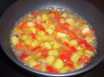 Rezept: Kartoffel-Fleischkäse-Pfanne mit Kräuterquark Bild Nr. 6 Kartoffel-Fleischkäse-Pfanne mit Kräuterquark - Rezept - Bild Nr. 6