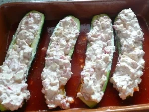 Rezept: Gefüllte Zucchini für die leichte Küche Bild Nr. 2 Gefüllte Zucchini für die leichte Küche - Rezept - Bild Nr. 2