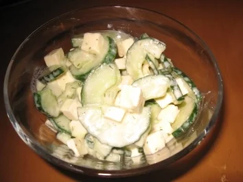 Gurkensalat mit Feta - Rezept - Bild Nr. 2