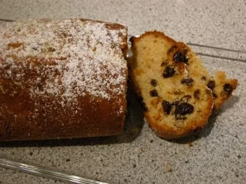 Weihnachtsstollen ohne Hefe - Rezept