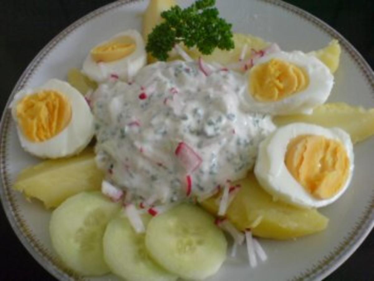 Kartoffeln mit Ei in Kräutersoße - Rezept - Bild Nr. 7
