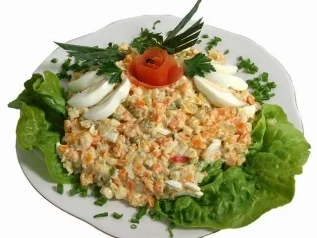 Kartoffeln-Gemüse Salat (Vegetarisch) - Rezept