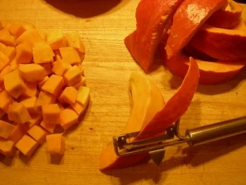 Rezept: Cremiges Hokkaido Süppchen Bild Nr. 4 Cremiges Hokkaido Süppchen - Rezept - Bild Nr. 4