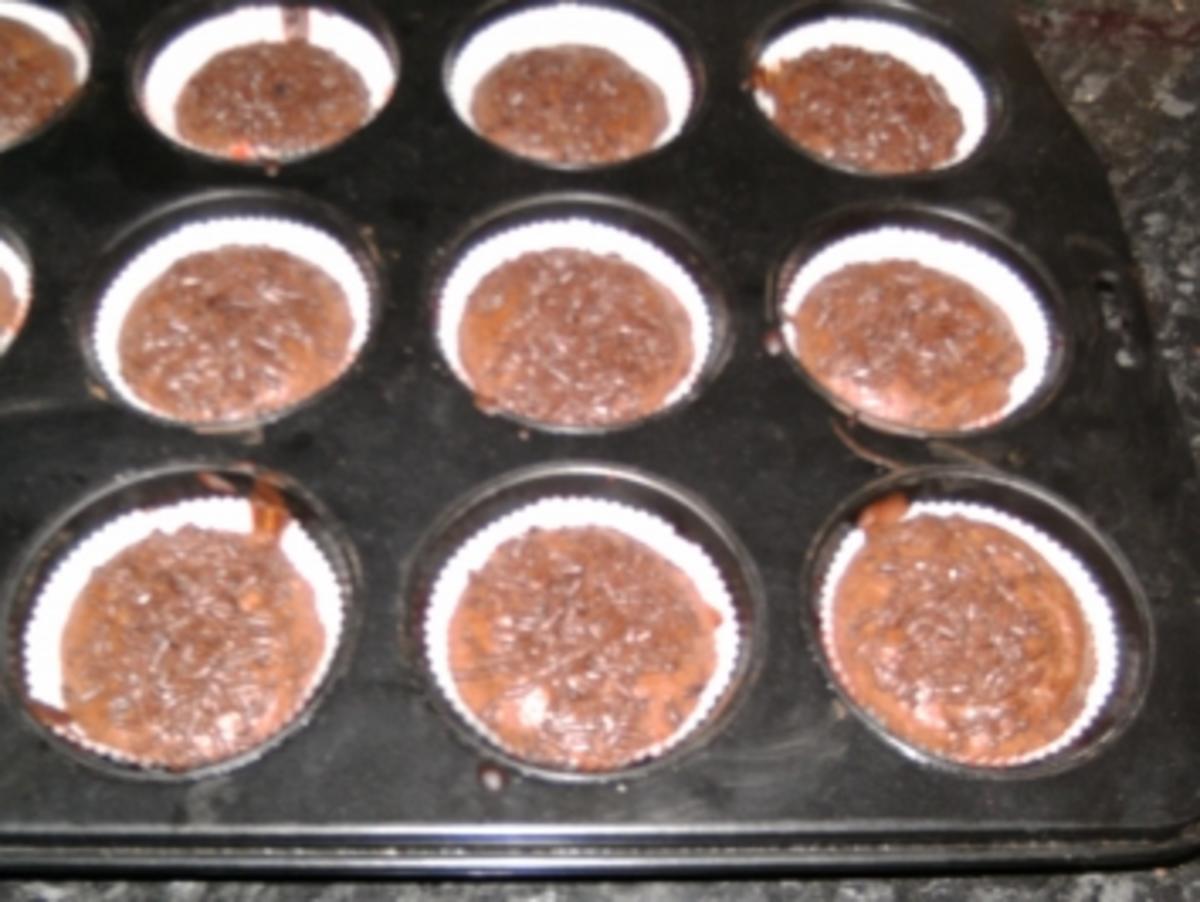 Schoko-Zucchini-Kuchen oder Muffins - Rezept - Bild Nr. 4