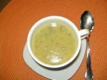 Rezept: Kartoffel-Zucchini-Suppe "Monster" Bild Nr. 4 Kartoffel-Zucchini-Suppe "Monster" - Rezept - Bild Nr. 4