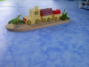 Rezept: Käse - Eisenbahn Bild Nr. 2 Käse - Eisenbahn - Rezept - Bild Nr. 2