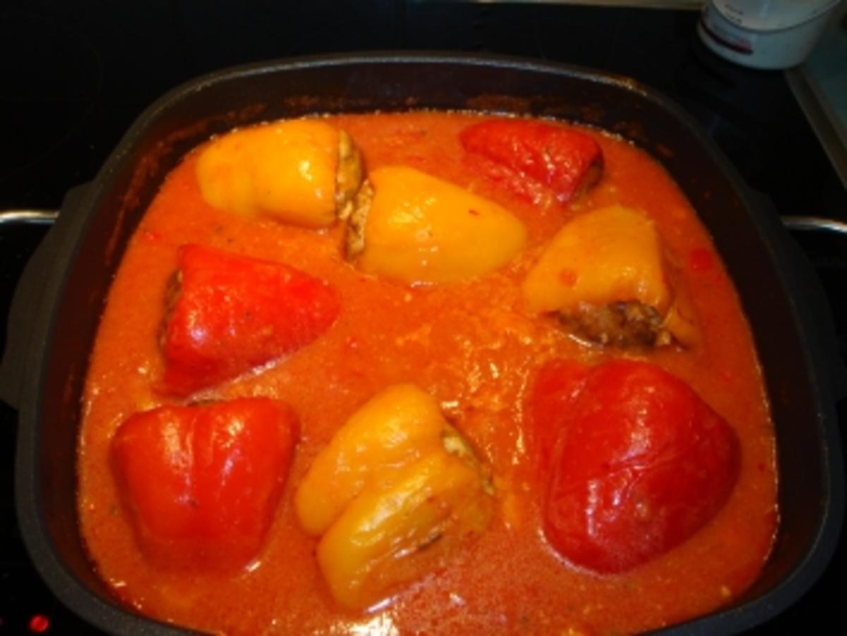 Gefüllte Paprika rot / gelb mit Reis und Tomatensosse - Rezept - Bild Nr. 10