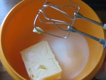 Rezept: saftiger Kirschkuchen Bild Nr. 2 saftiger Kirschkuchen - Rezept - Bild Nr. 2