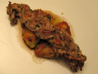 Tiroler Zopfbraten vom Kalb mit Spinat-Kartoffeltalern - Rezept