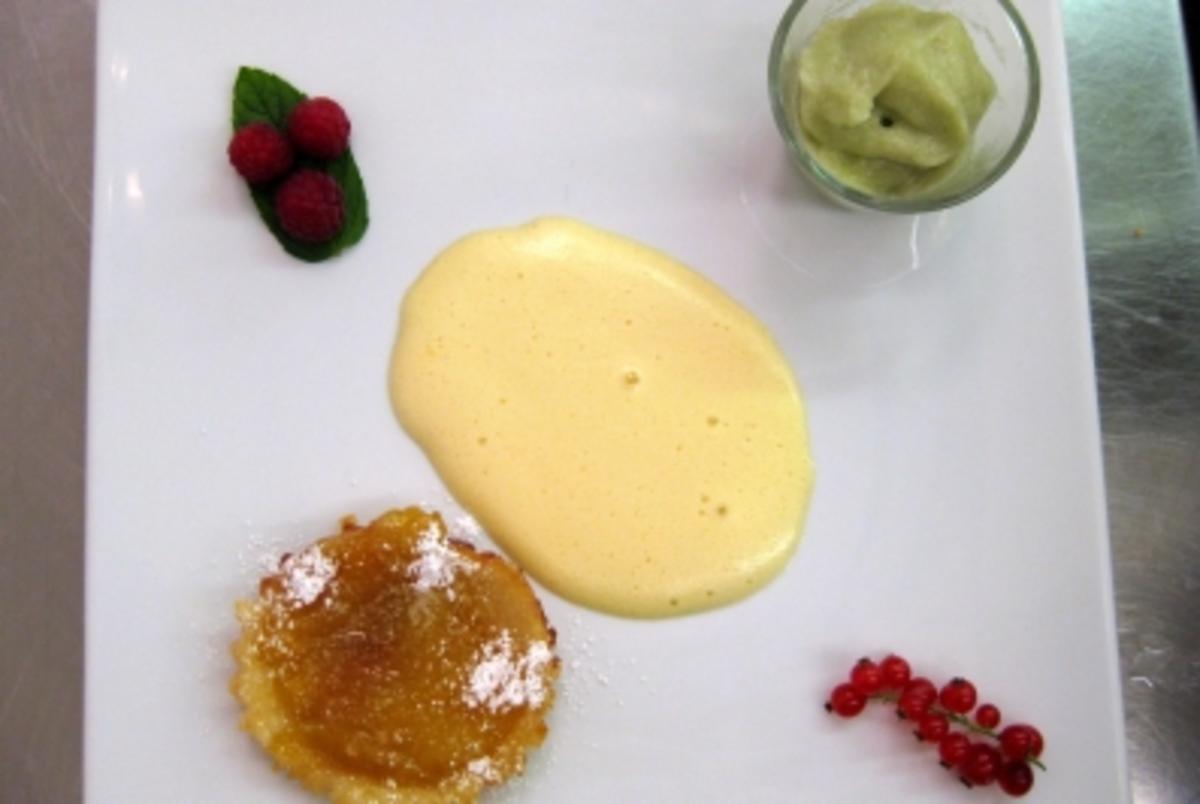 Bilder für Dreierlei vom Apfel – Calvadosschaum, Apfelsorbet und Apfeltarte - Rezept