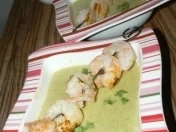 Broccolisuppe mit Krabben und gebratenen Garnelen - Rezept