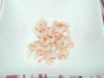 Broccolisuppe mit Krabben und gebratenen Garnelen - Rezept - Bild Nr. 6