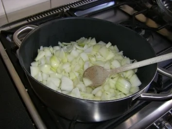 Zwiebeltarte mit Sardellen - Rezept - Bild Nr. 3