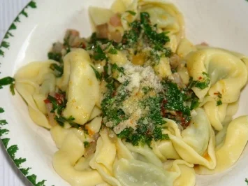 Tortellini mit frischen Kräuter - Rezept