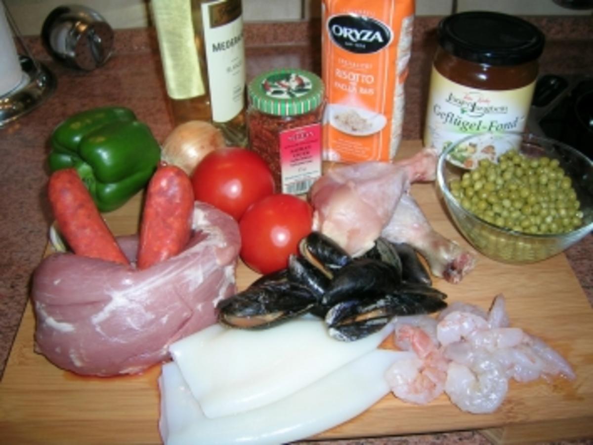 Paella Valenciana - (einfach leeeeecker - wer Spanien liebt!) so wie ich es mag und und meine Gäste auch - jeder Region hat ihr eigenes Rezept, es gibt keinen absoluten Klassiker, aber dieses ist aufwändig ,lecker+so wird es überwie - Rezept - Bild Nr. 6